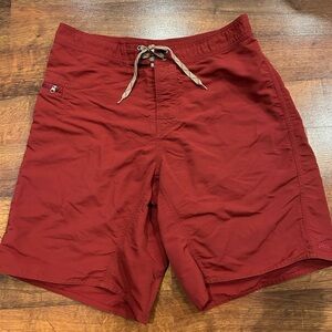 Patagonia Men's Board Shorts Size 34 Maroon Wavefarer Swim Trunks 10” Inseam
